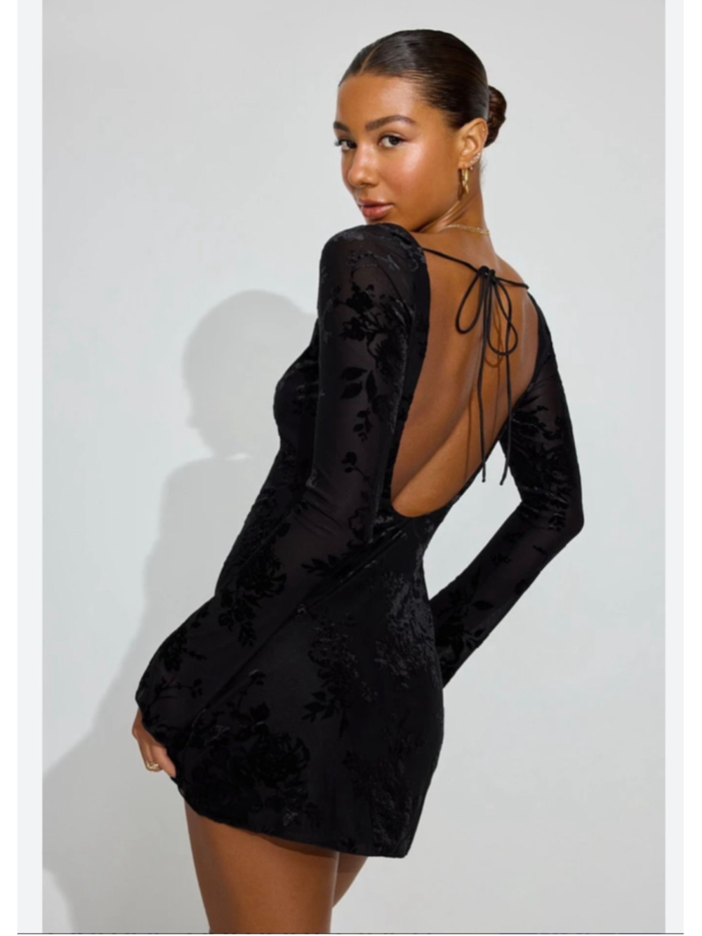Beivy Long Sleeve Low Back Minidress|Black|Small|NWT|